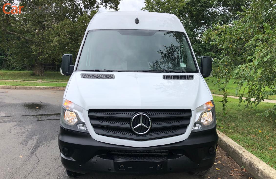 mercedes-benz sprinter worker cargo van 2017 WD3PE7CD7HP562725 image mercedes-benz sprinter worker cargo van 2017 WD3PE7CD7HP562725 image
